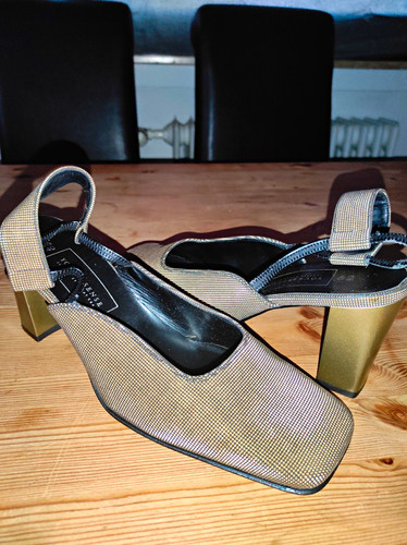 Your sixth sense - sixth, pumps